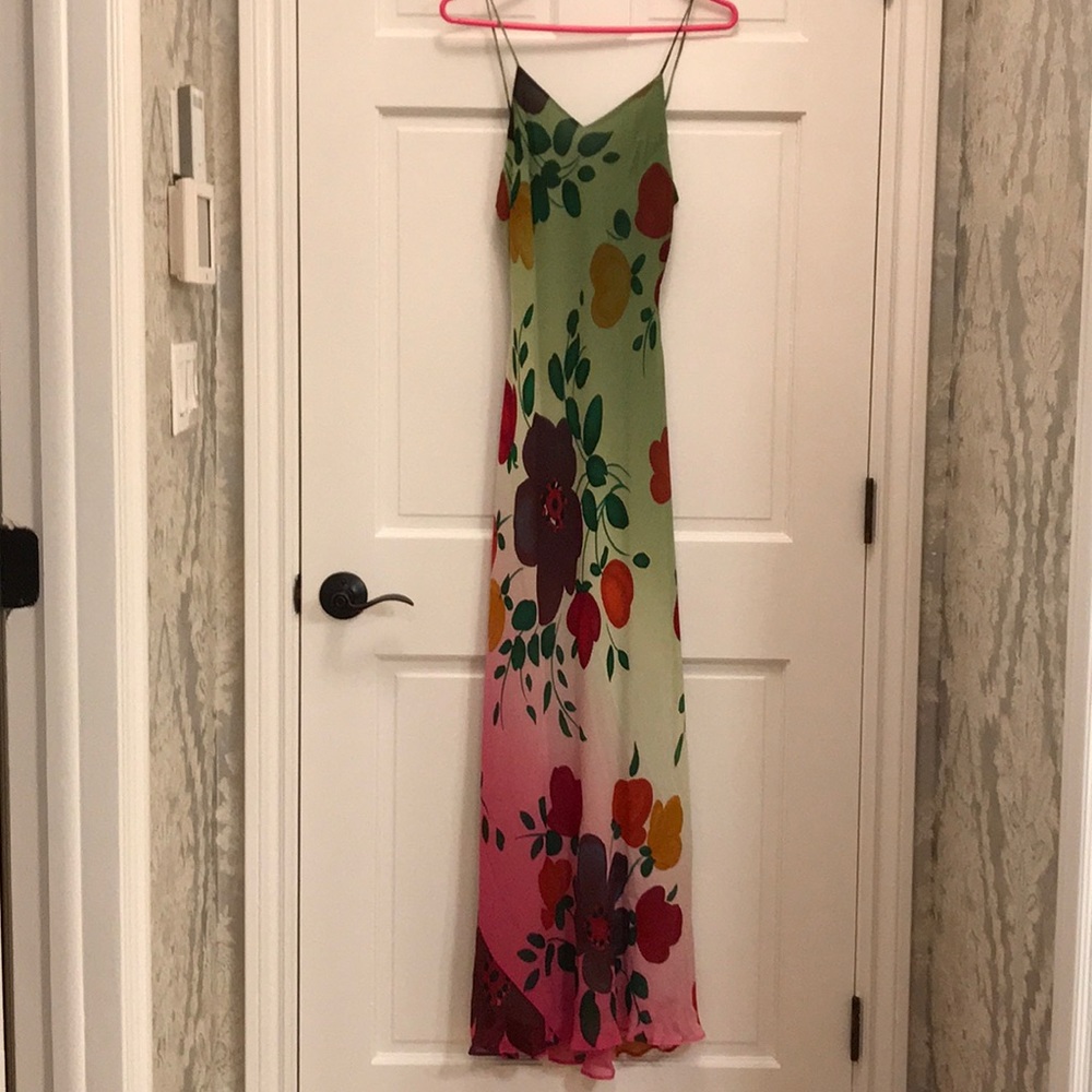 Green floral silk evening gown by Mannequines sz 6